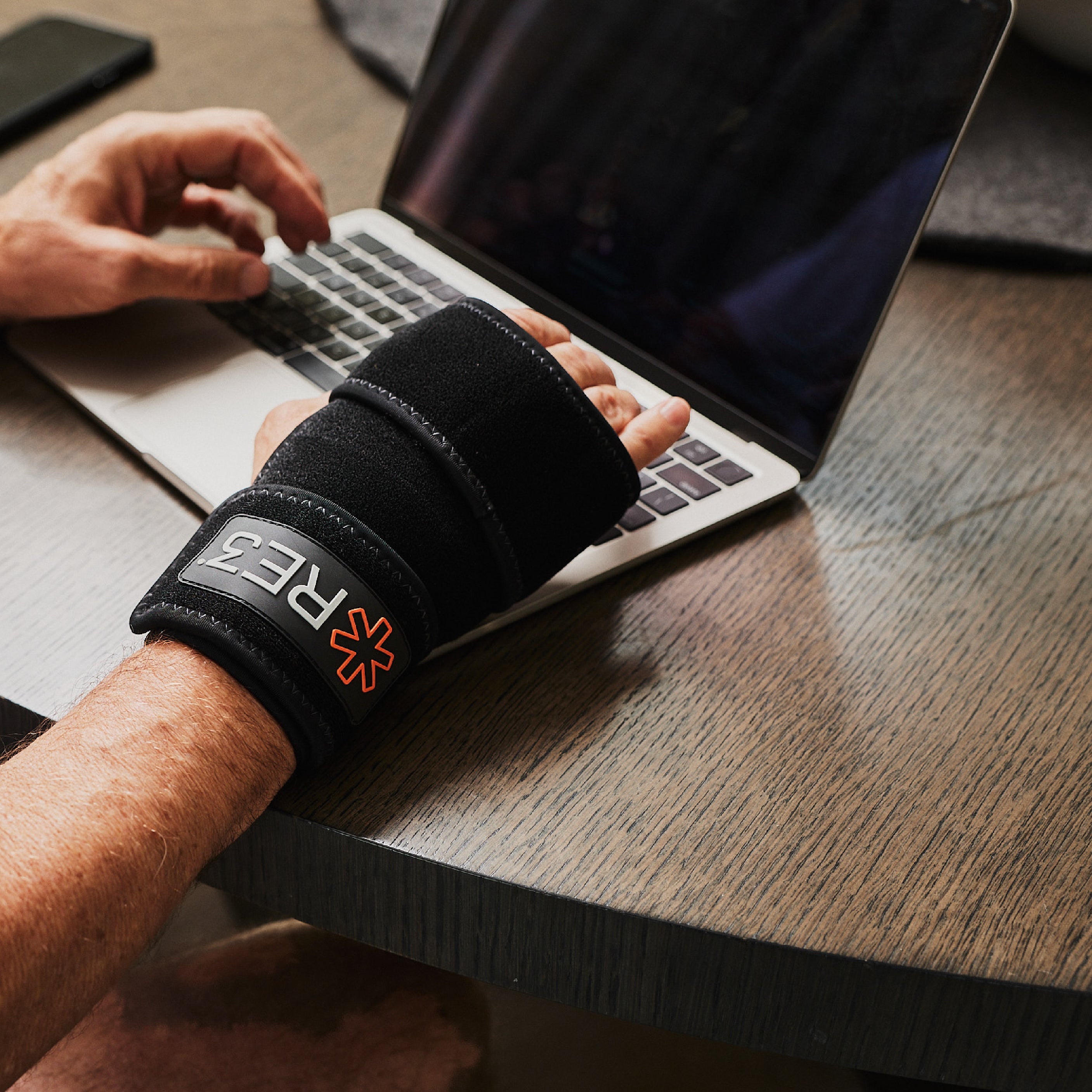 RE3 Ice Compression Pack For Wrist Injuries