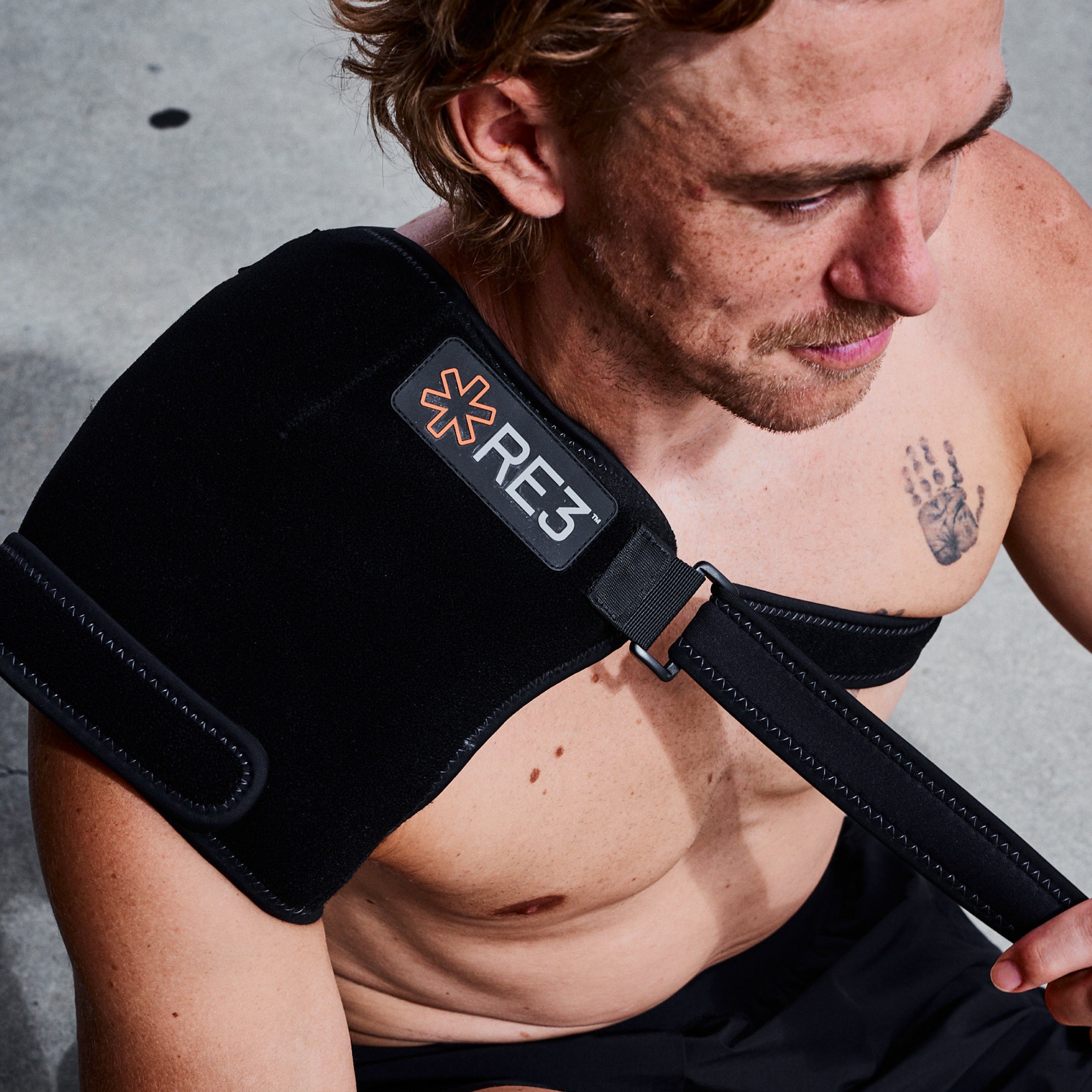 RE3 Shoulder Ice Pack Wrap